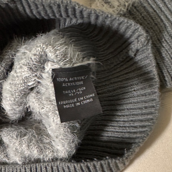 Gray Patterned Women's Sweater - Picture 5 of 5